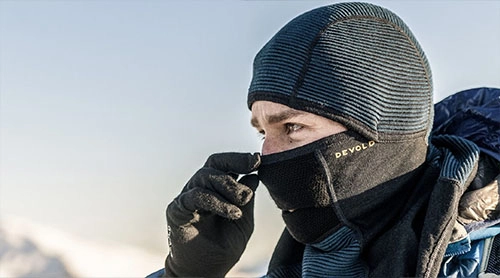 Tuvegga – ett plagg, to sider