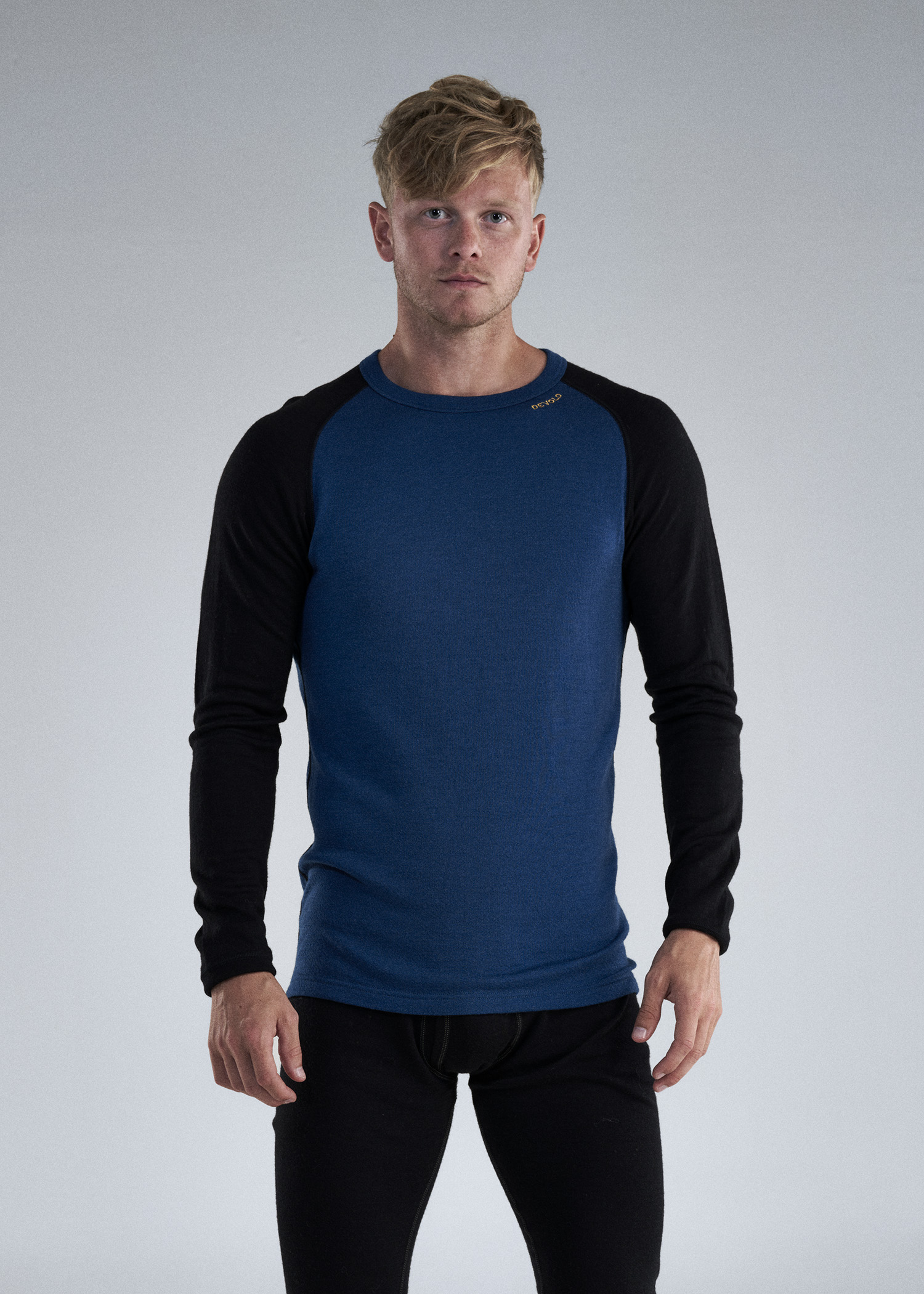 Details about   DEVOLD Expedition Man Shirt Black 155-224 950/ Men's Mountain Clothing 